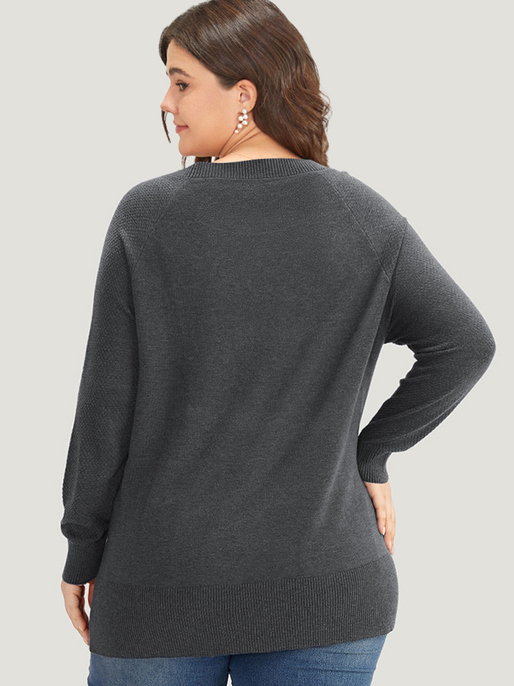 

Plus Size Supersoft Essentials Button Detail Raglan Sleeve Pullover DimGray Women Casual Long Sleeve Round Neck Dailywear Pullovers BloomChic