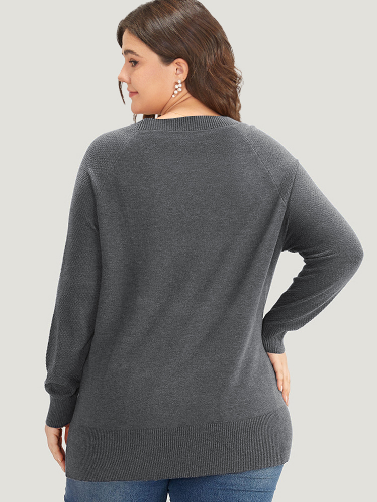 

Plus Size Supersoft Essentials Button Detail Raglan Sleeve Pullover DimGray Women Casual Long Sleeve Round Neck Dailywear Pullovers BloomChic