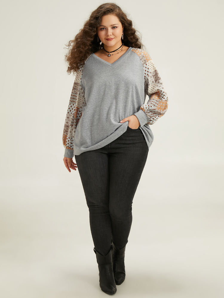 Plus Size Women Festival-Halloween Bohemian Print Elastic cuffs Regular Raglan sleeve Long Sleeve V-neck Casual Sweatshirts BloomChic 