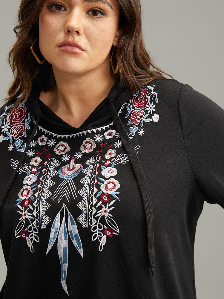 Plus Size Women Dailywear Bohemian Print Embroidered Regular Regular Sleeve Long Sleeve Hooded Pocket Casual Sweatshirts BloomChic 