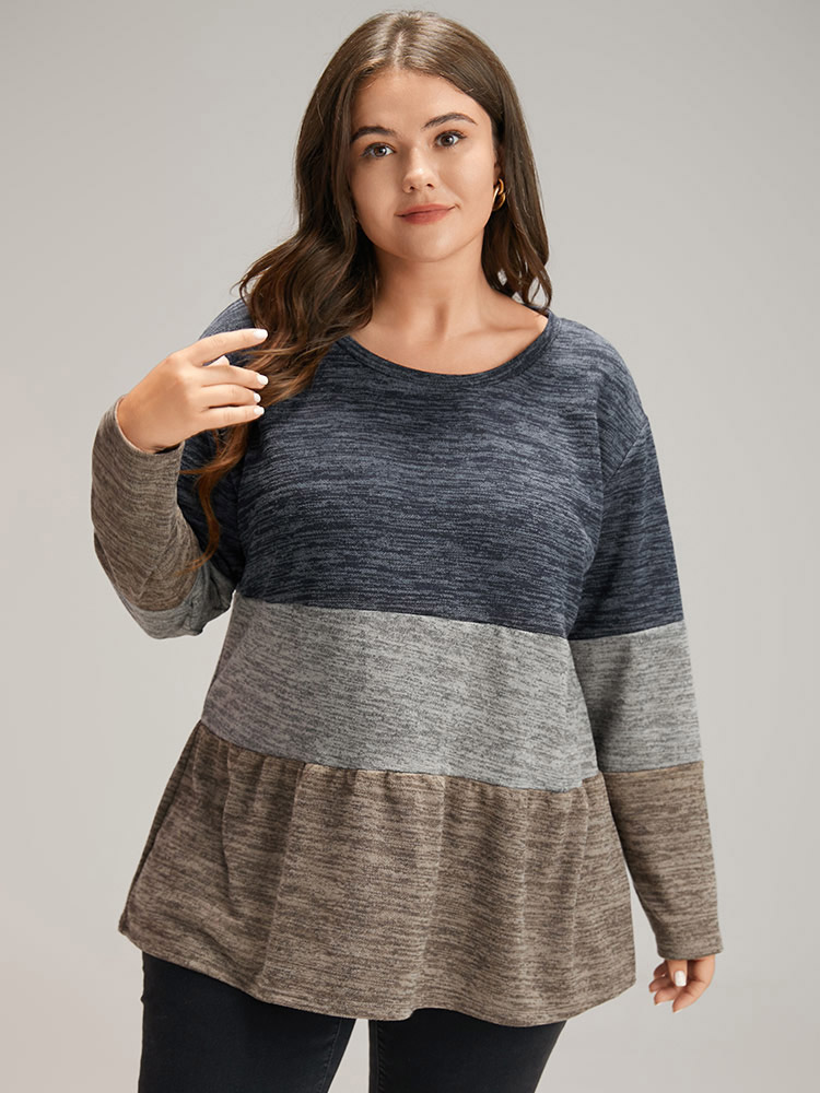 Plus Size Women Dailywear Plain Gathered Regular Sleeve Long Sleeve Round Neck Casual T-shirts BloomChic 