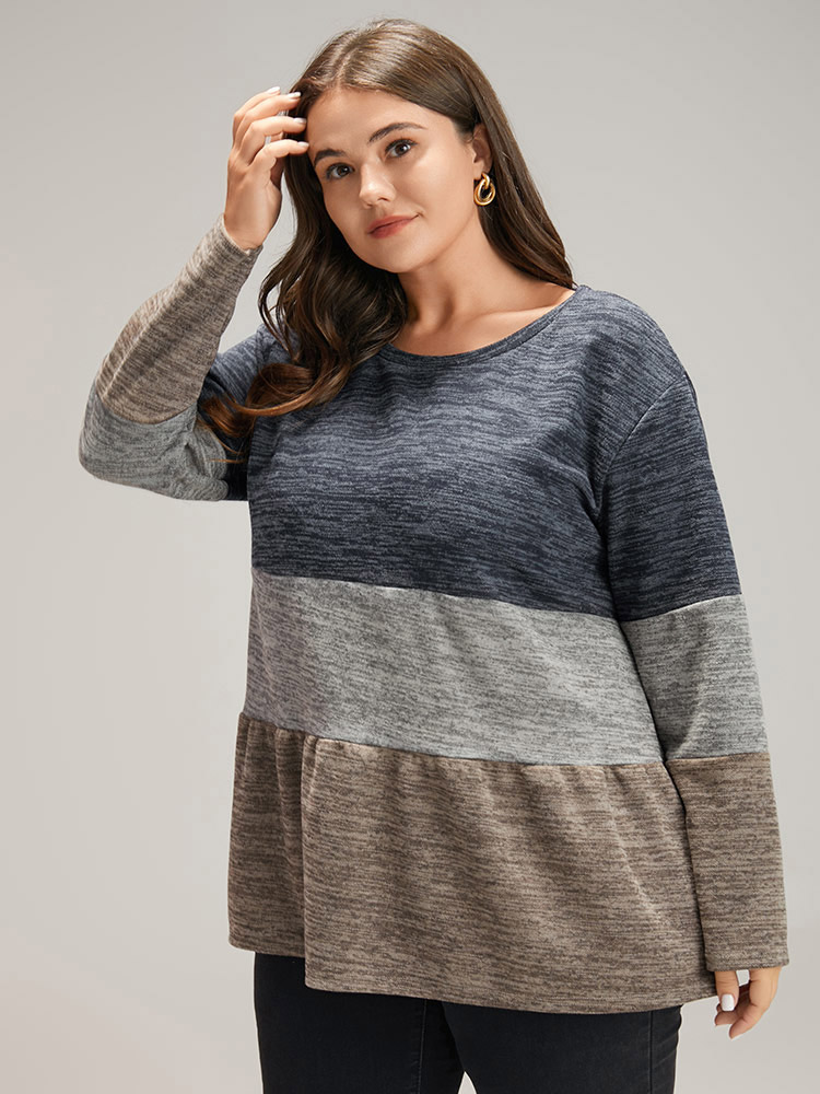Plus Size Women Dailywear Plain Gathered Regular Sleeve Long Sleeve Round Neck Casual T-shirts BloomChic 