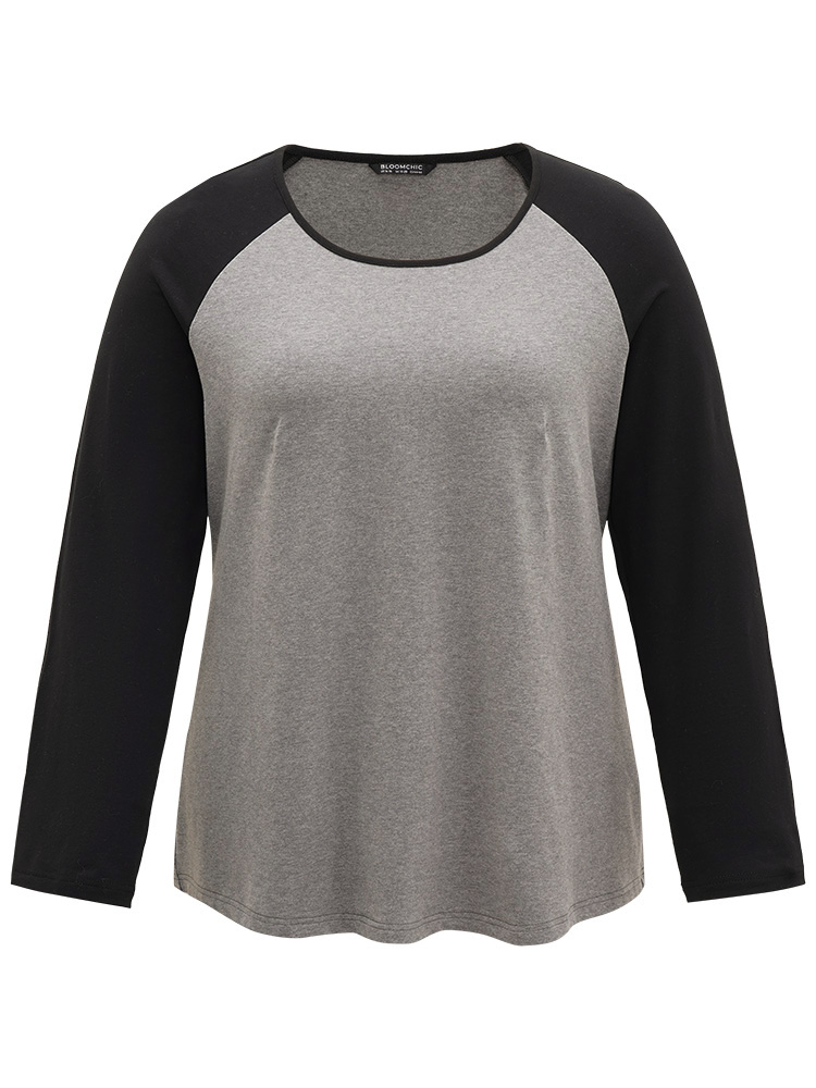 

Plus Size Cotton Contrast Raglan Sleeve T-shirt Gray Women Casual Contrast Plain Round Neck Dailywear T-shirts BloomChic