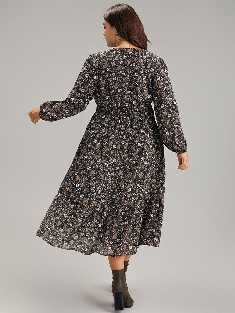 

Plus Size Ditsy Floral Notched Flutter Hem Dress Black Women Elegant Elastic cuffs Notched collar Long Sleeve Curvy Midi Dress BloomChic