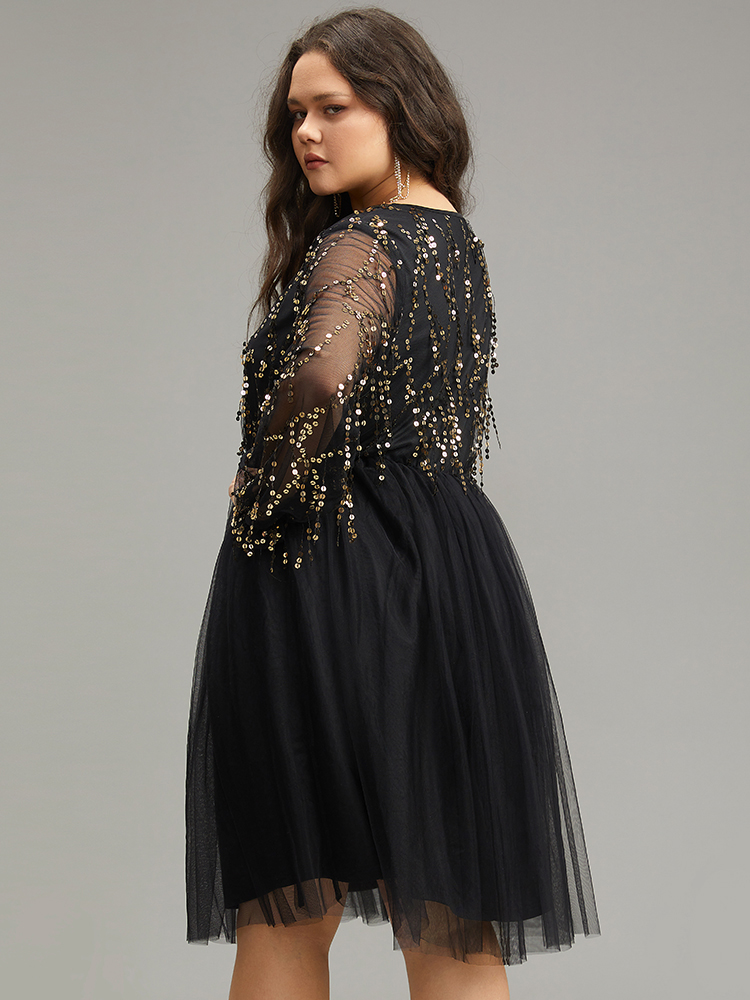 Plus Size Women Party Plain See through Regular Sleeve Long Sleeve V-neck Cocktail Dresses BloomChic 