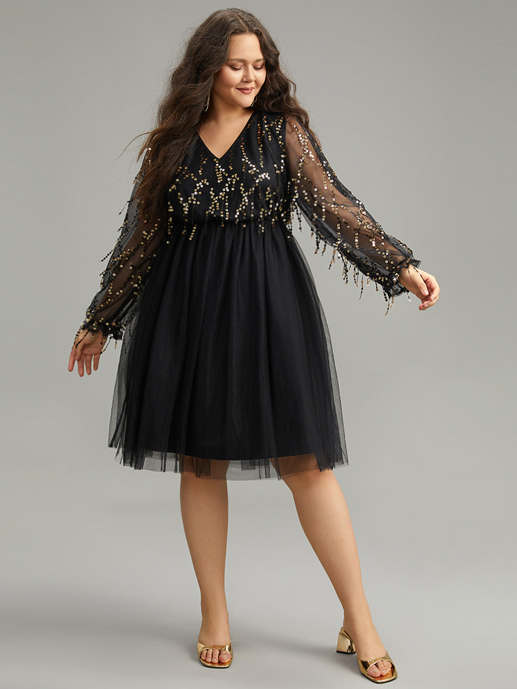 Plus Size Women Party Plain See through Regular Sleeve Long Sleeve V-neck Cocktail Dresses BloomChic 