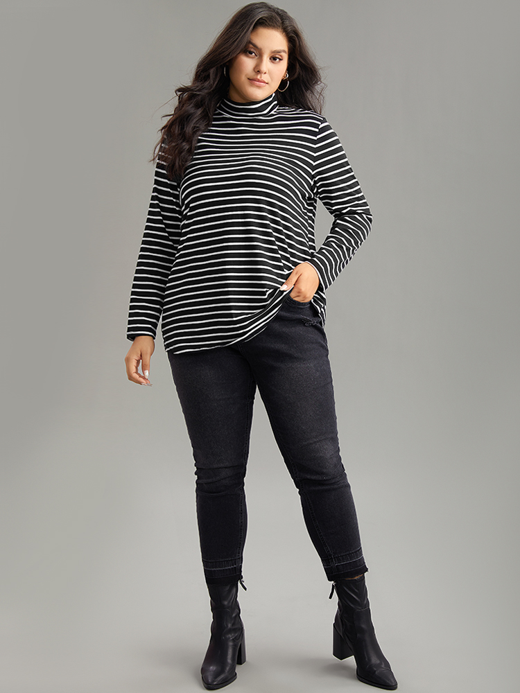 

Plus Size Cotton Striped Funnel Neck T-shirt Black Women Casual Contrast Striped Turtleneck Dailywear T-shirts BloomChic