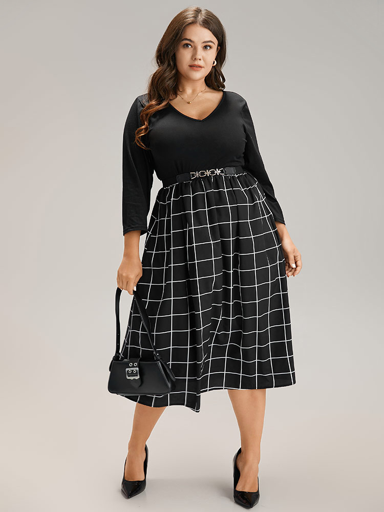 

Plus Size Plaid Patchwork Pocket Elastic Waist Dress Black Women Casual Printed V-neck Elbow-length sleeve Curvy Midi Dress BloomChic