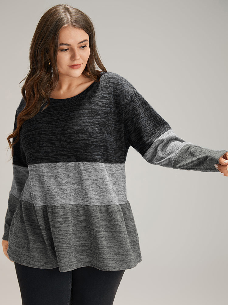 Plus Size Women Dailywear Plain Gathered Regular Sleeve Long Sleeve Round Neck Casual T-shirts BloomChic 