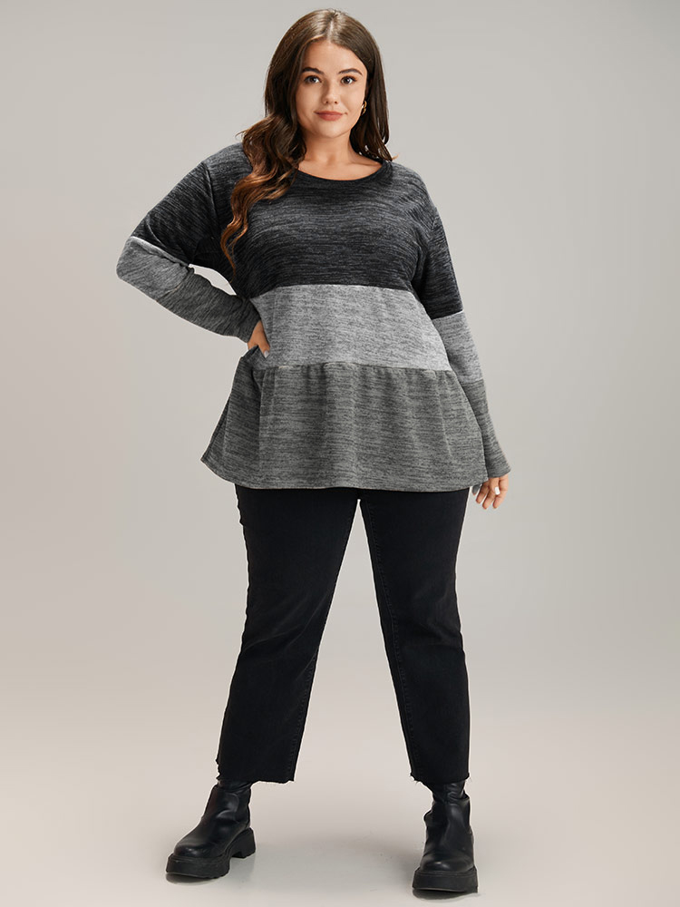 Plus Size Women Dailywear Plain Gathered Regular Sleeve Long Sleeve Round Neck Casual T-shirts BloomChic 
