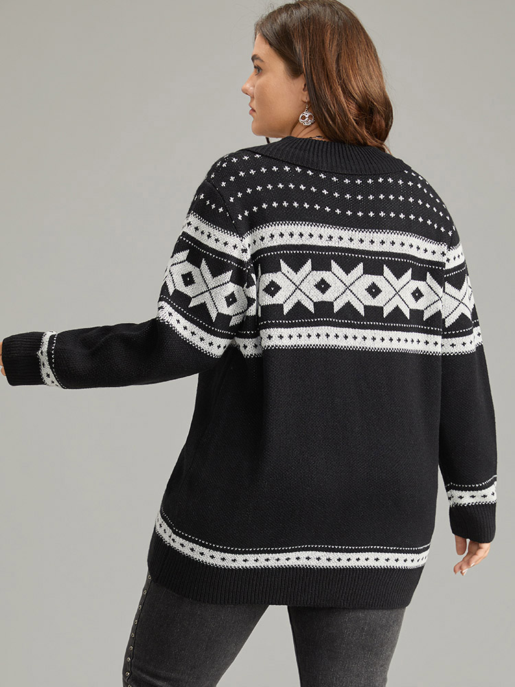 Plus Size Cardigans | Geometric Contrast Button Through Cardigan | BloomChic 