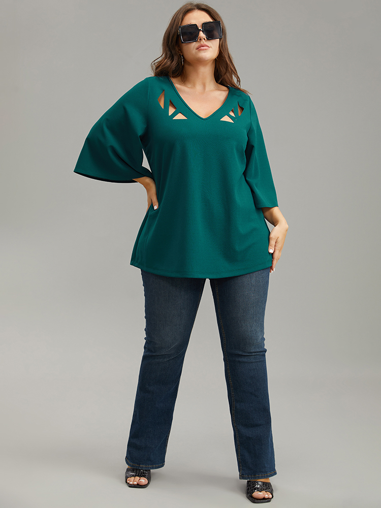 Plus Size Women Everyday Plain Plain Ruffle Sleeve Half Sleeve V-neck Elegant T-shirts BloomChic 