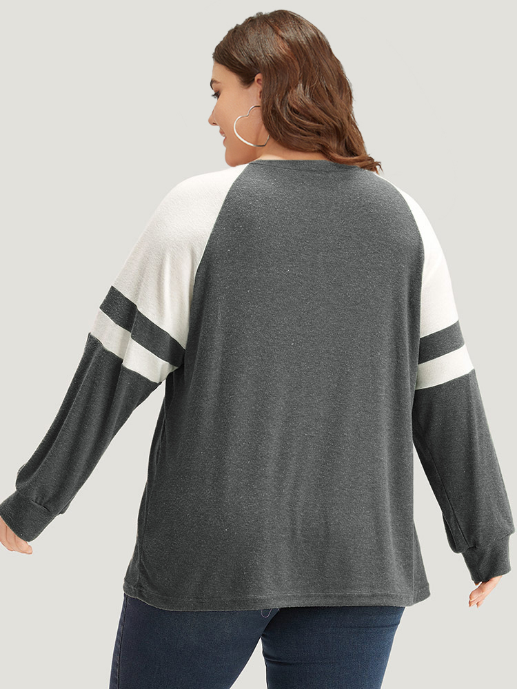 Plus Size Colorblock Contrast Stitch Raglan Sleeve T-shirt Gray Women Casual Elastic cuffs Striped Round Neck Dailywear T-shirts BloomChic 22-24/3X 