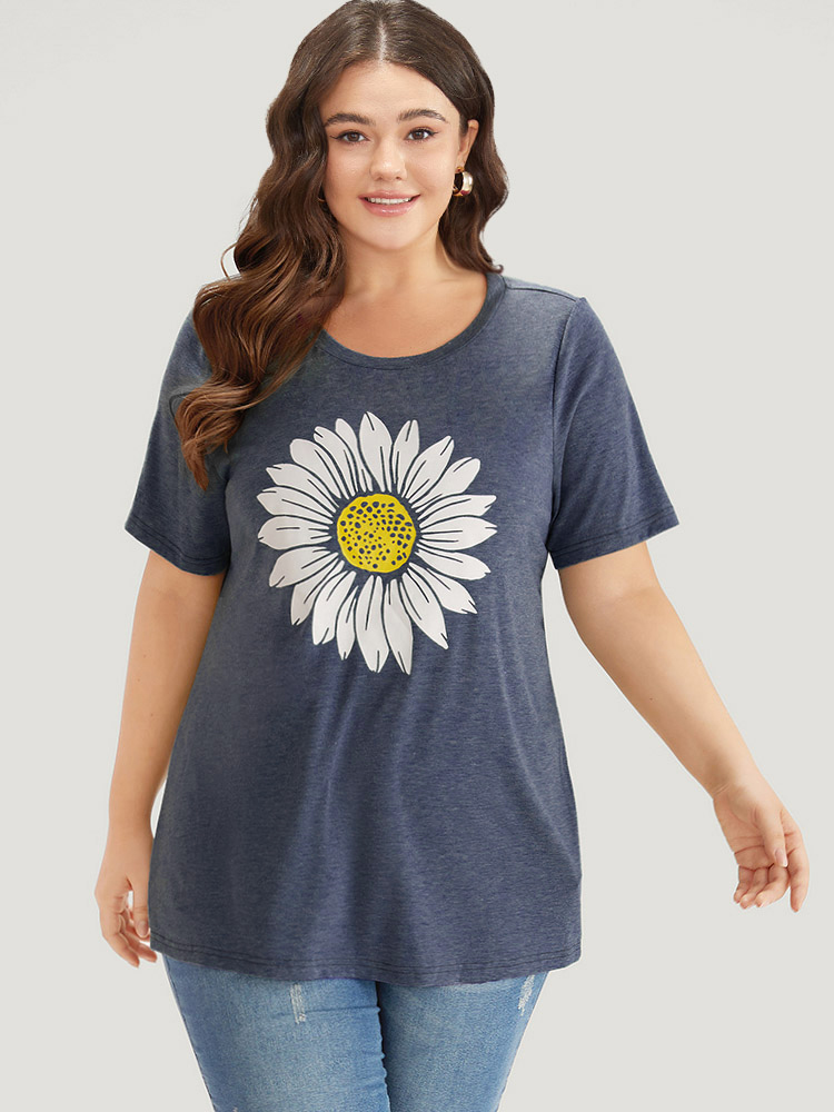 

Plus Size Floral Print Round Neck T-shirt DarkBlue Women Casual Printed Natural Flowers Dailywear T-shirts BloomChic