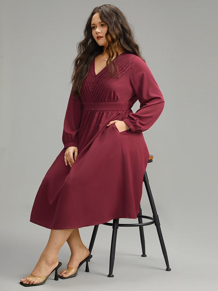 

Plus Size Twill Pleated Beaded Long Sleeve Dress Burgundy Women Elegant Plain V-neck Long Sleeve Curvy Midi Dress BloomChic