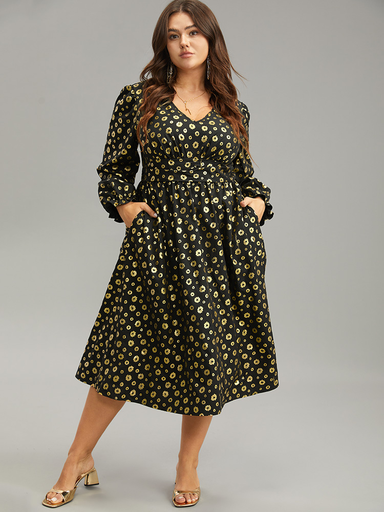 

Plus Size Floral Glitter V Neck Pocket Gathered Dress BlackFlower Women Cocktail Printed V-neck Long Sleeve Curvy Midi Dress BloomChic