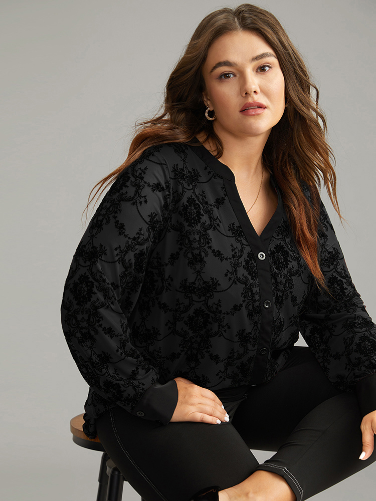 Plus Size Black Floral Print Mesh V Neck Blouse Women Elegant Long Sleeve V-neck Dailywear Blouses BloomChic 12/L 