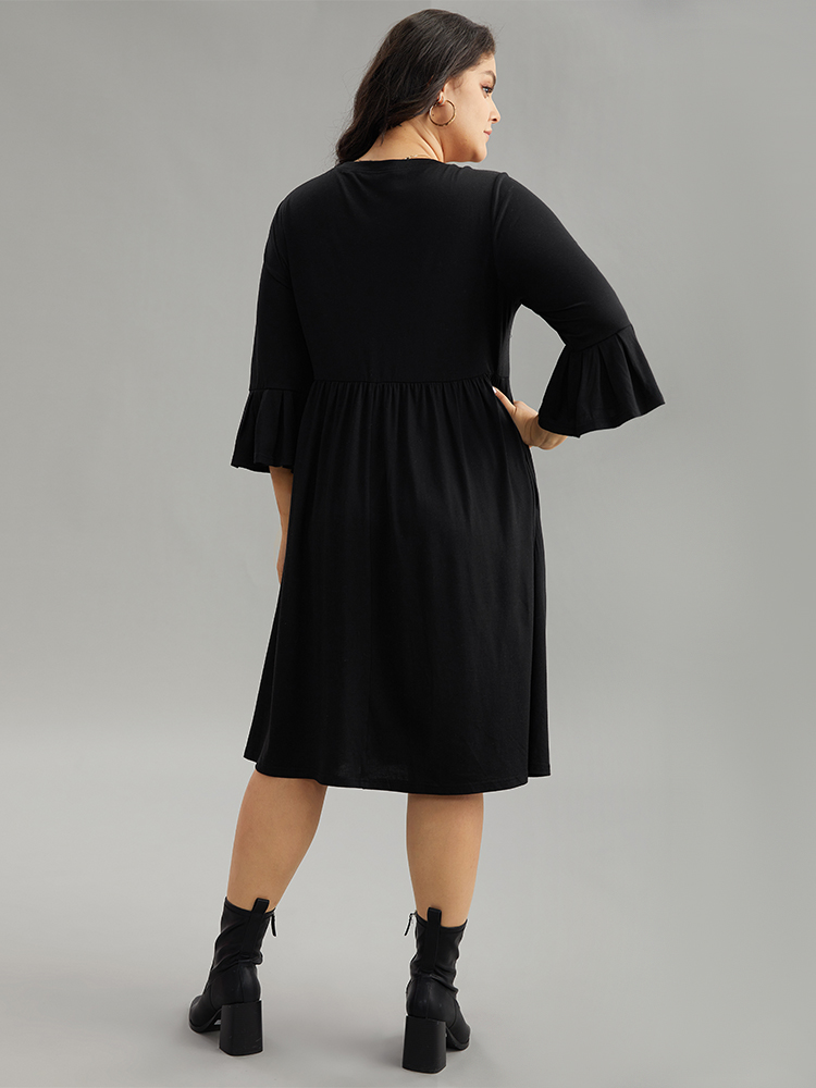 Plus Size Women Dailywear Plain Pleated Ruffle Sleeve Elbow-length sleeve Round Neck Pocket Casual Dresses BloomChic 