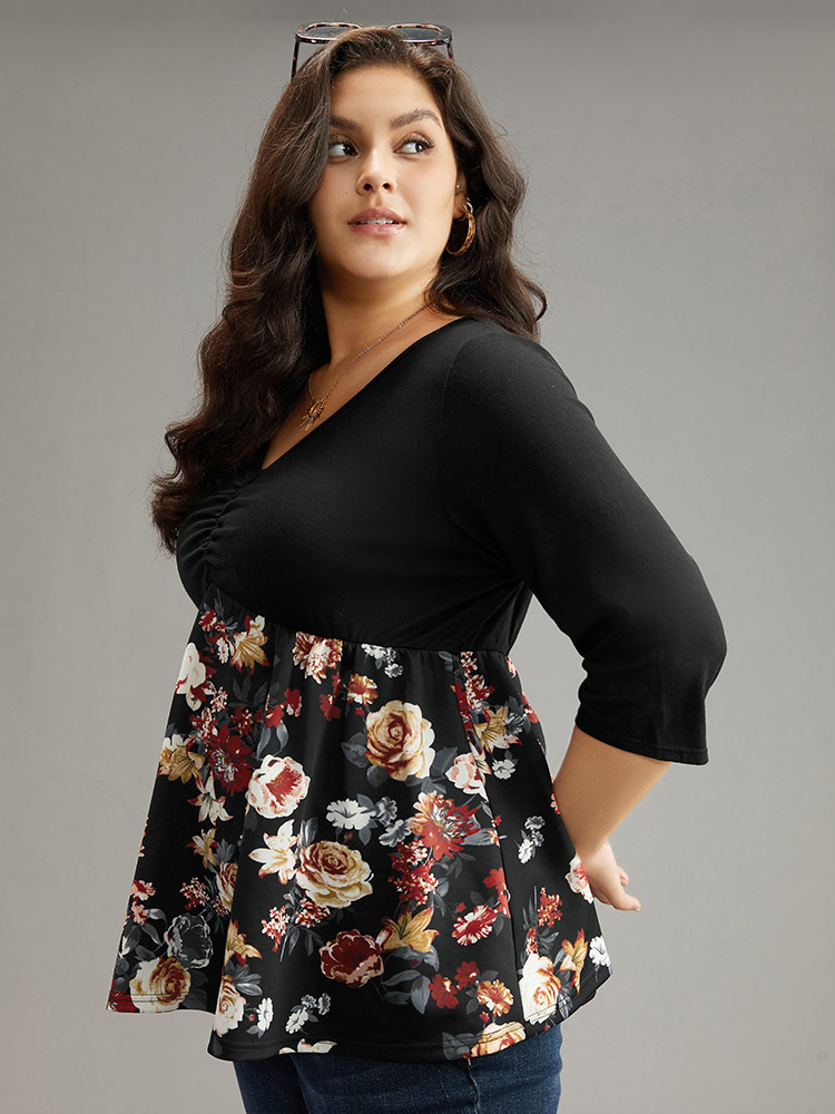 

Plus Size Floral Print Patchwork Ruched T-shirt Black V-neck Elbow-length sleeve Elegant Jersey Tops