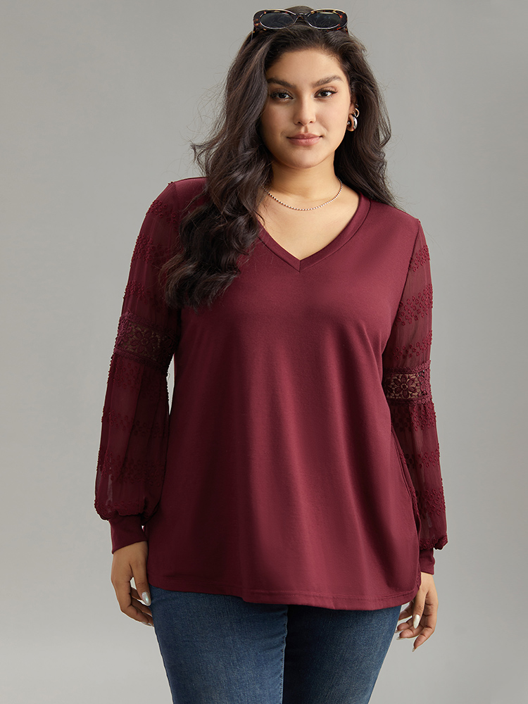 

Plus Size Supersoft Essentials Solid Guipure Lace Cut Out T-shirt Burgundy Women Elegant Elastic cuffs Plain V-neck Dailywear T-shirts BloomChic