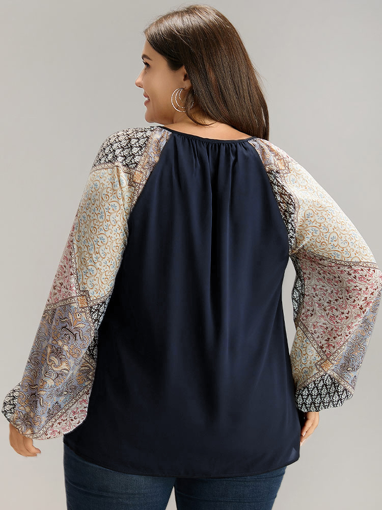 

Plus Size Indigo Bandana Patchwork Twill Contrast Lantern Sleeve Blouse Women Elegant Long Sleeve V-neck Dailywear Blouses BloomChic