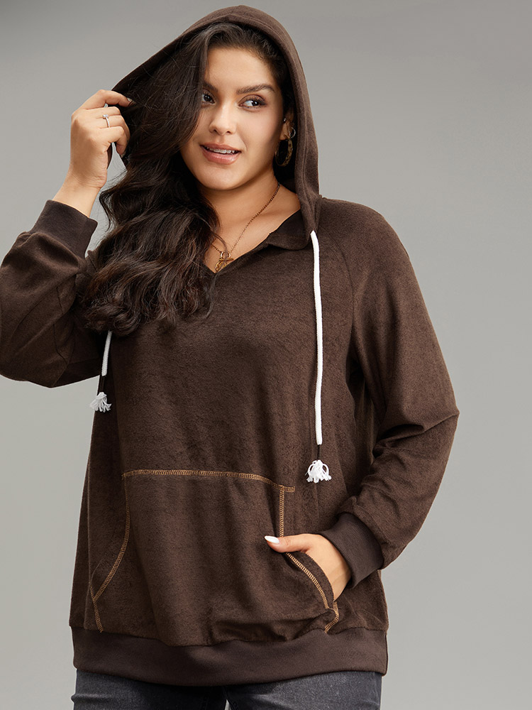 Plus Size Stitch Tassels Drawstring Hooded Sweatshirt Women DarkBrown Casual Elastic cuffs Hooded Dailywear Sweatshirts BloomChic 18-20/2X 