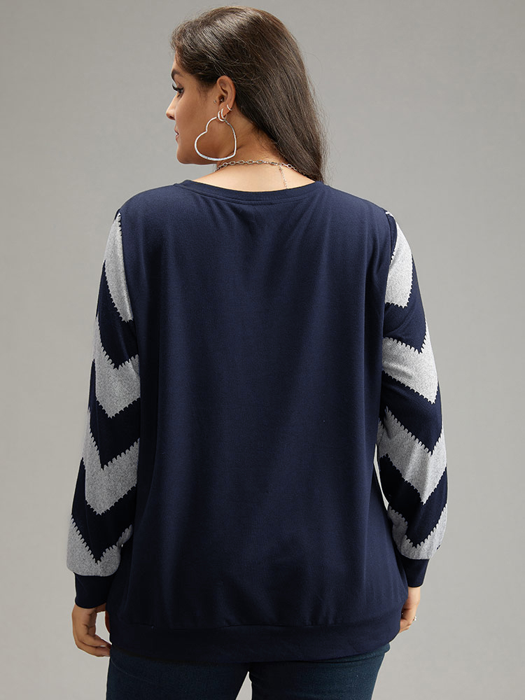 

Plus Size Geometric Patchwork Round Neck Sweatshirt Women DarkBlue Casual Elastic cuffs Round Neck Dailywear Sweatshirts BloomChic