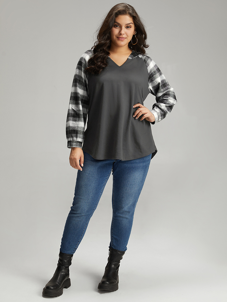 Plus Size Women Everyday Plaid Patchwork Regular Raglan sleeve Long Sleeve Hooded Casual Sweatshirts BloomChic 