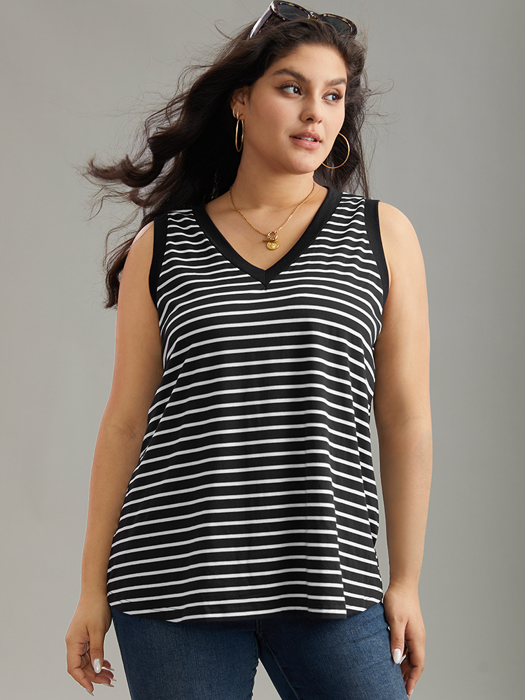Plus Size V Neck Striped Contrast Trim Tank Top Women Black Casual Contrast V-neck Dailywear Tank Tops Camis BloomChic 30/6X 