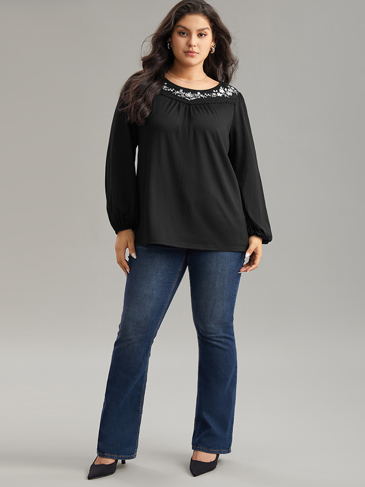 Plus Size Women Dailywear Silhouette Floral Print Elastic cuffs Lantern Sleeve Long Sleeve Round Neck Elegant T-shirts BloomChic 
