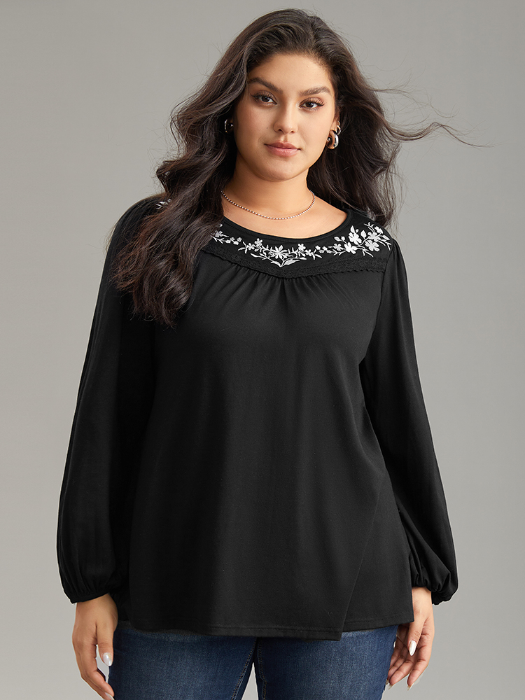 Plus Size Women Dailywear Silhouette Floral Print Elastic cuffs Lantern Sleeve Long Sleeve Round Neck Elegant T-shirts BloomChic 