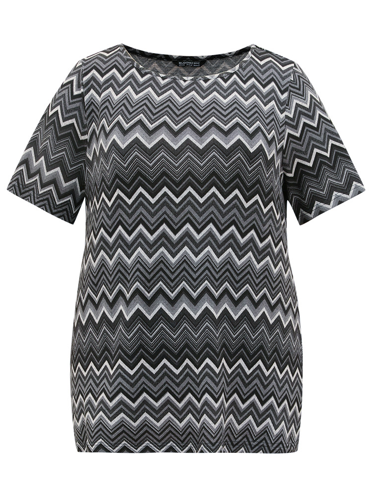 Plus Size Women Dailywear Graphic Printed Regular Sleeve Short sleeve Round Neck Casual T-shirts BloomChic 