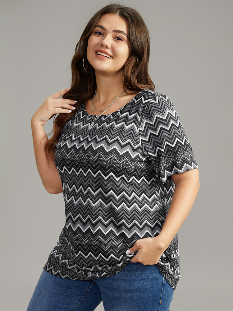 Plus Size Women Dailywear Graphic Printed Regular Sleeve Short sleeve Round Neck Casual T-shirts BloomChic 