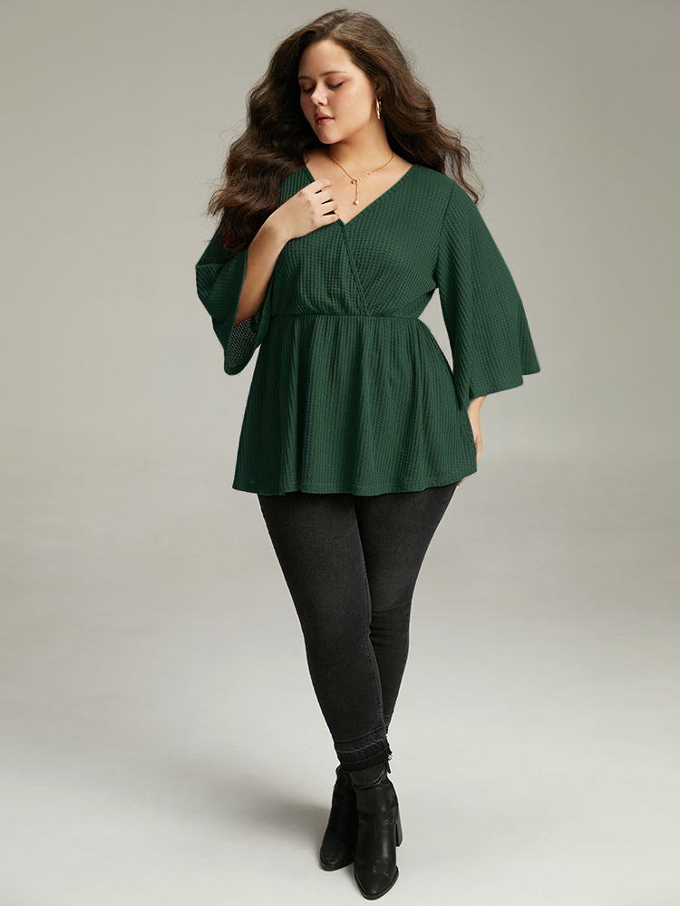 

Plus Size Solid Waffle Knit Wrap Flutter Sleeve T-shirt Green V-neck Half Sleeve Elegant Jersey Tops