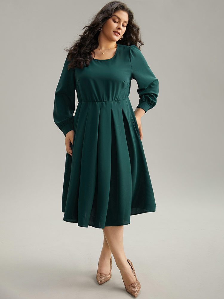 Plus Size Static-Free Plain Pleated Pocket Dress DarkGreen Women Elegant Plain Round Neck Long Sleeve Curvy Midi Dress BloomChic 30/6X 