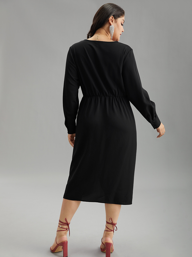 

Plus Size Static-Free Solid Plicated Detail Wrap Dress Black Women Glamour Plain V-neck Long Sleeve Curvy Midi Dress BloomChic