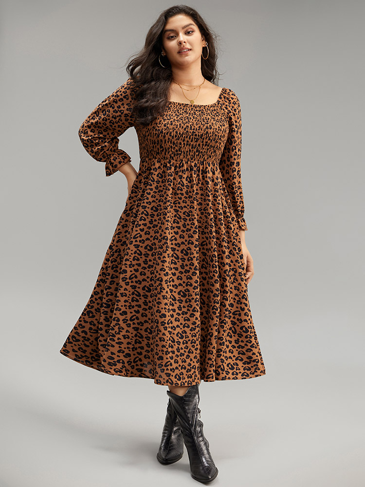 

Plus Size Leopard Print Shirred Square Neck Pocket Dress Rust Women Casual Printed Square Neck Long Sleeve Curvy Midi Dress BloomChic