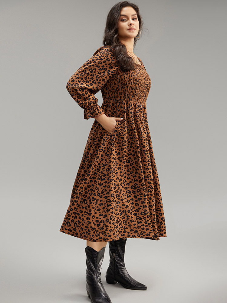 

Plus Size Leopard Print Shirred Square Neck Pocket Dress Rust Women Casual Printed Square Neck Long Sleeve Curvy Midi Dress BloomChic