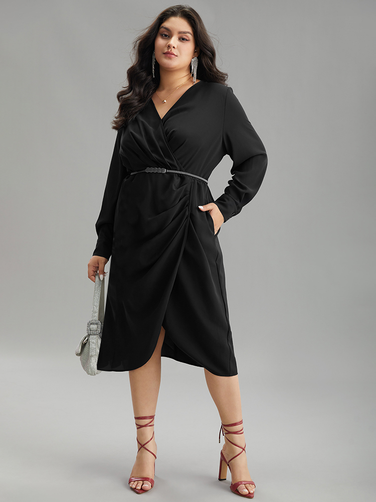 

Plus Size Static-Free Solid Plicated Detail Wrap Dress Black Women Glamour Plain V-neck Long Sleeve Curvy Midi Dress BloomChic