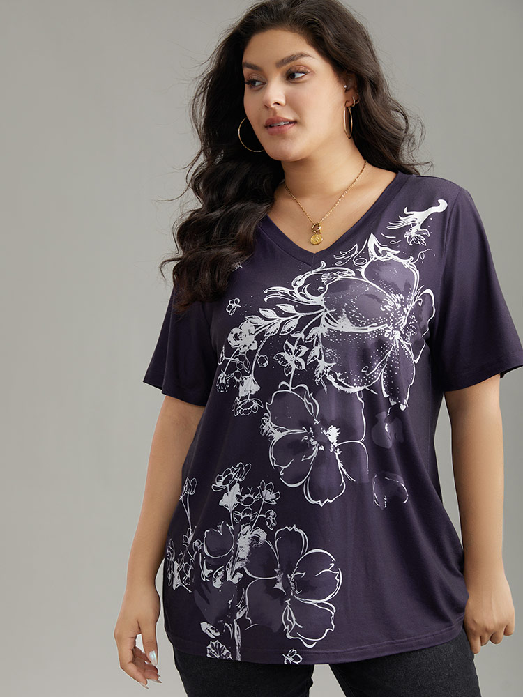 

Plus Size Floral Print V Neck T-shirt Purple Women Casual Printed Floral V-neck Dailywear T-shirts BloomChic