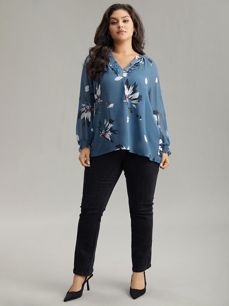 Plus Size Women Dailywear Floral Lined Raglan sleeve Long Sleeve V-neck Elegant Blouses BloomChic 