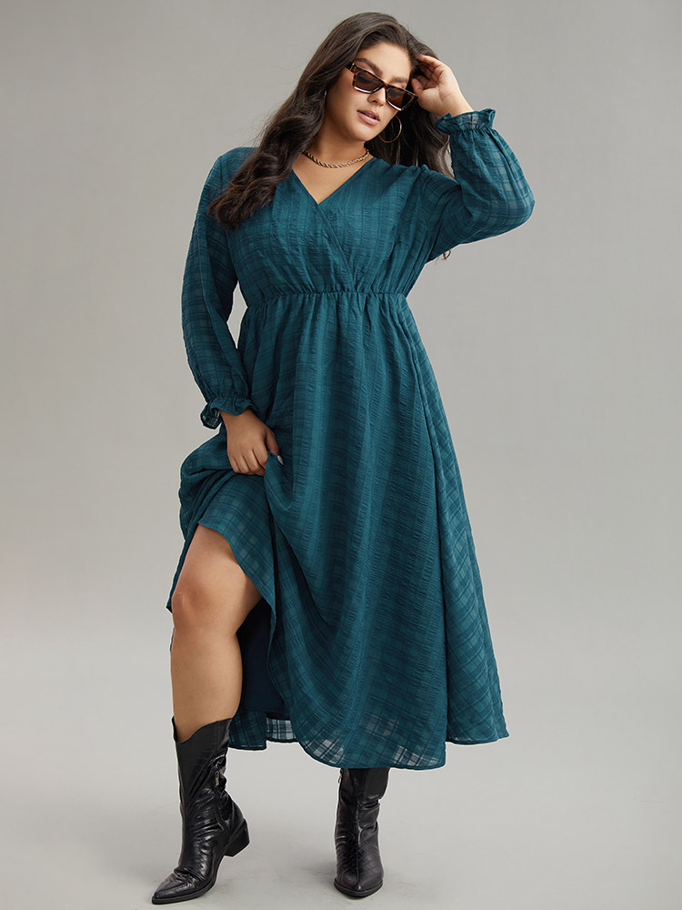 

Plus Size Plaid Wrap Elastic Waist Gathered Ruffles Dress Cyan Women Casual Plain V-neck Long Sleeve Curvy Midi Dress BloomChic