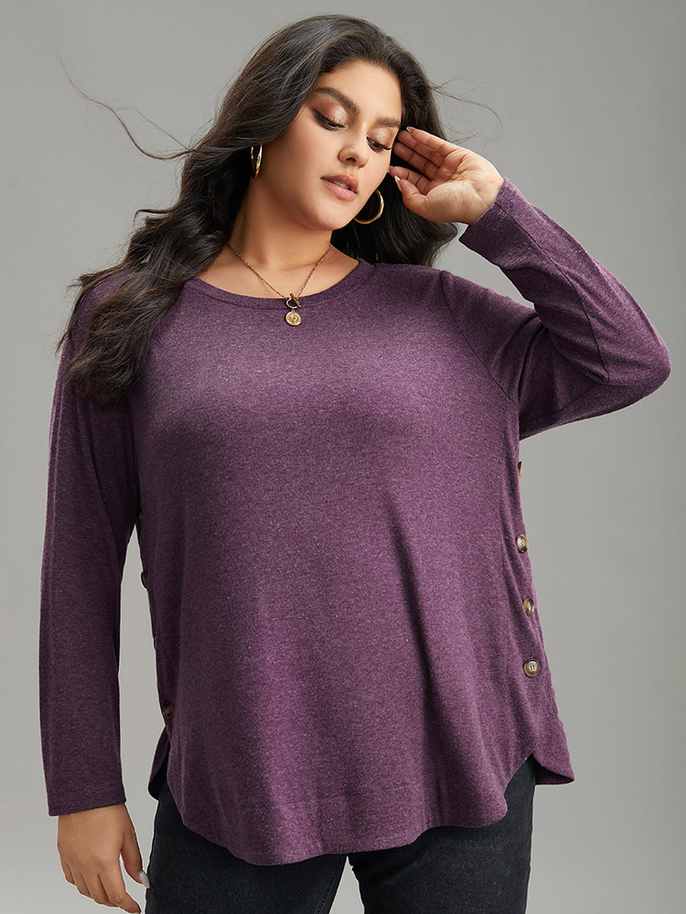 

Plus Size Plain Button Detail Curved Hem T-shirt Purple Women Casual Plain Plain Round Neck Dailywear T-shirts BloomChic