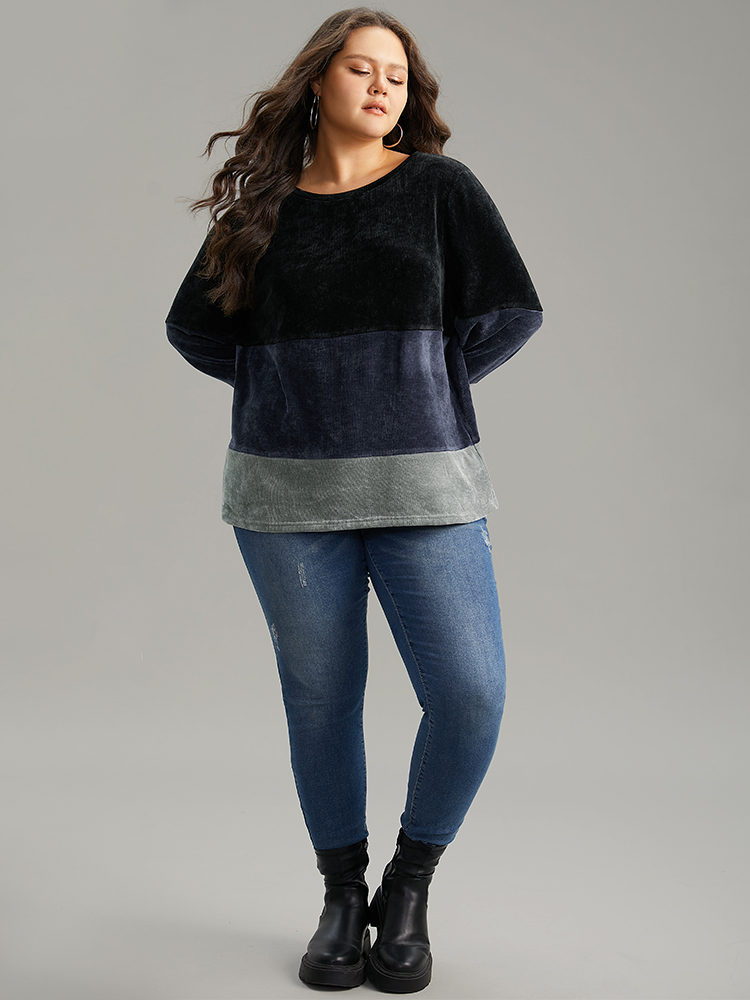 Plus Size Colorblock Patchwork Crew Neck Sweatshirt Women Black Elegant Patchwork Round Neck Dailywear Sweatshirts BloomChic 18-20/2X 