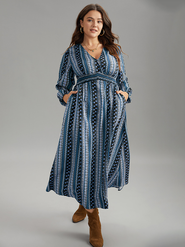 

Plus Size Bandana Print Wrap Shirred Dress DarkBlue Women Resort Elastic cuffs V-neck Long Sleeve Curvy Midi Dress BloomChic