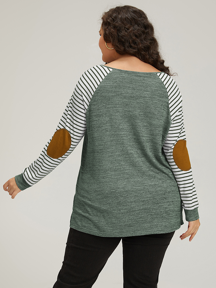 

Plus Size Striped Raglan Sleeve Patched Split Side T-shirt Green Women Casual Contrast Striped Round Neck Dailywear T-shirts BloomChic