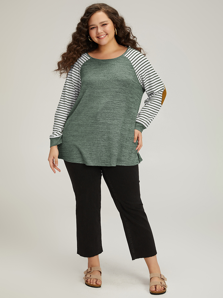 Plus Size Striped Raglan Sleeve Patched Split Side T-shirt Green Women Casual Contrast Striped Round Neck Dailywear T-shirts BloomChic 28/5X 