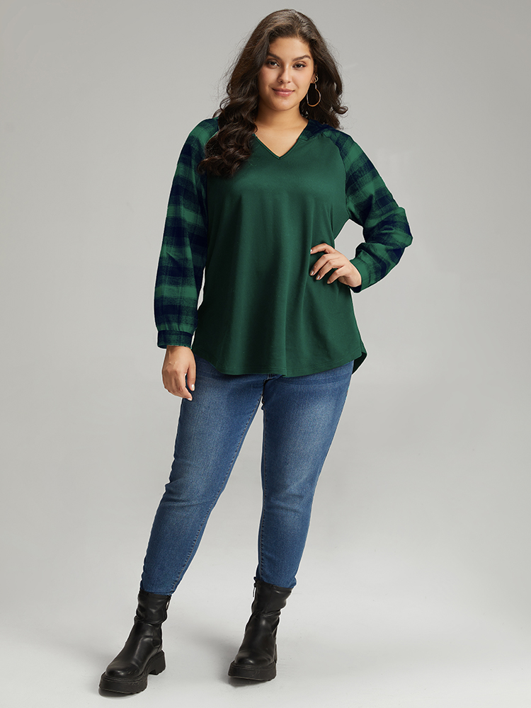 Plus Size Plaid Print Hooded Patchwork Sweatshirt Women DarkGreen Casual Patchwork Hooded Everyday Sweatshirts BloomChic 30/6X 