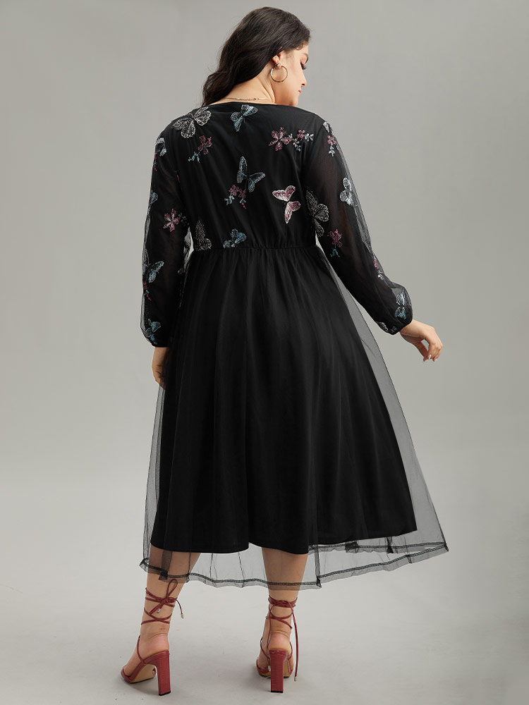 Plus Size Butterfly Embroidered Mesh Gathered Patchwork Dress Black Women Party Elastic cuffs V-neck Long Sleeve Curvy Midi Dress BloomChic 28/5X 