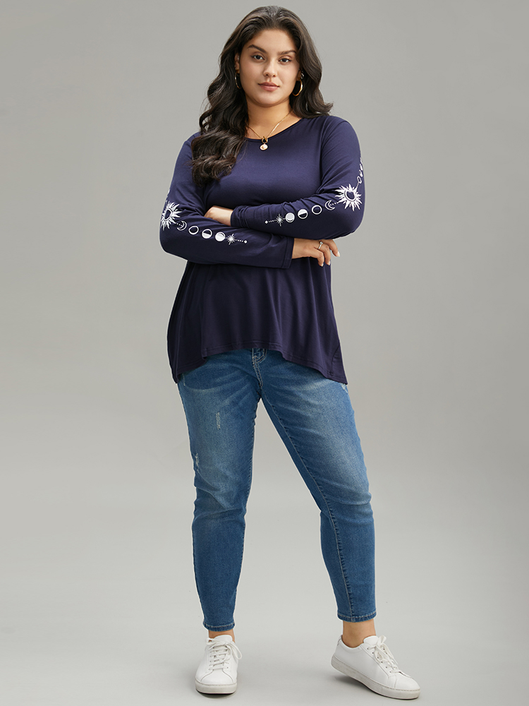 Plus Size Moon & Star Print Hooded Long Sleeve T-shirt Navy Women Casual Printed Star and moon Hooded Everyday T-shirts BloomChic 26/4X 